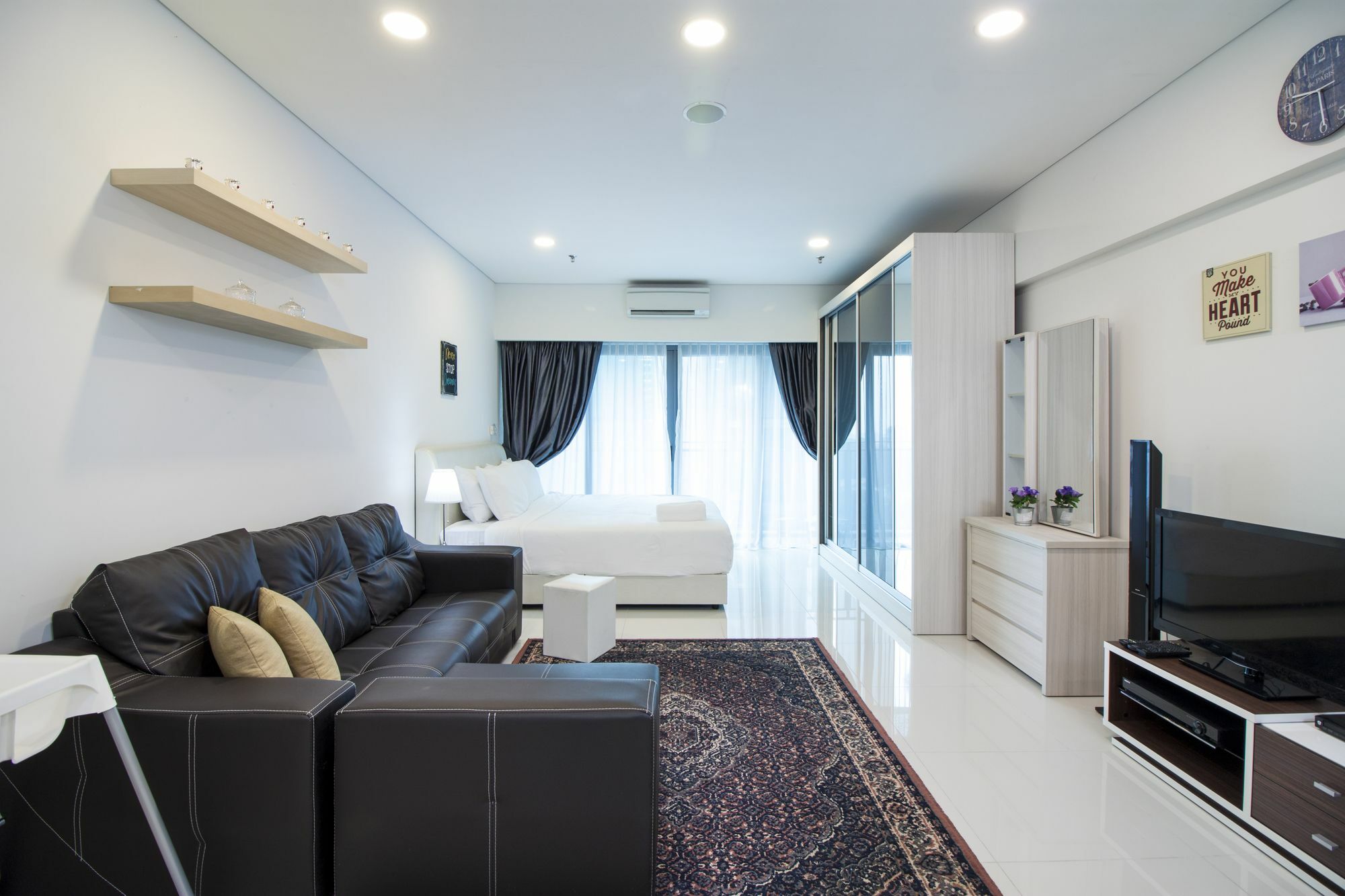 Summer Suites By Plush Kuala Lumpur Luaran gambar