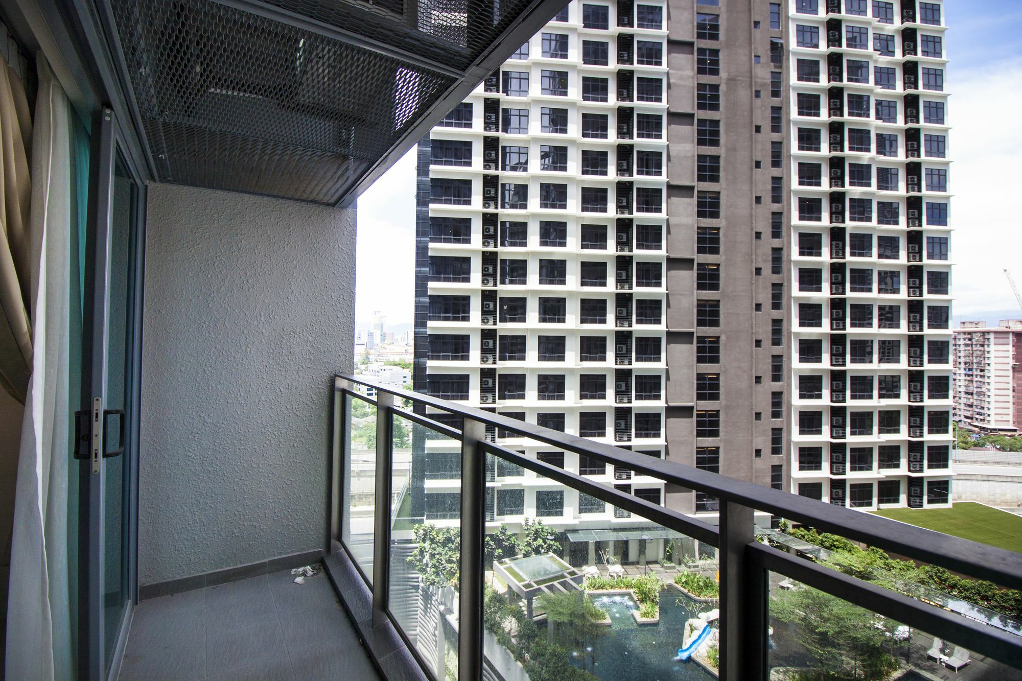 Summer Suites By Plush Kuala Lumpur Luaran gambar