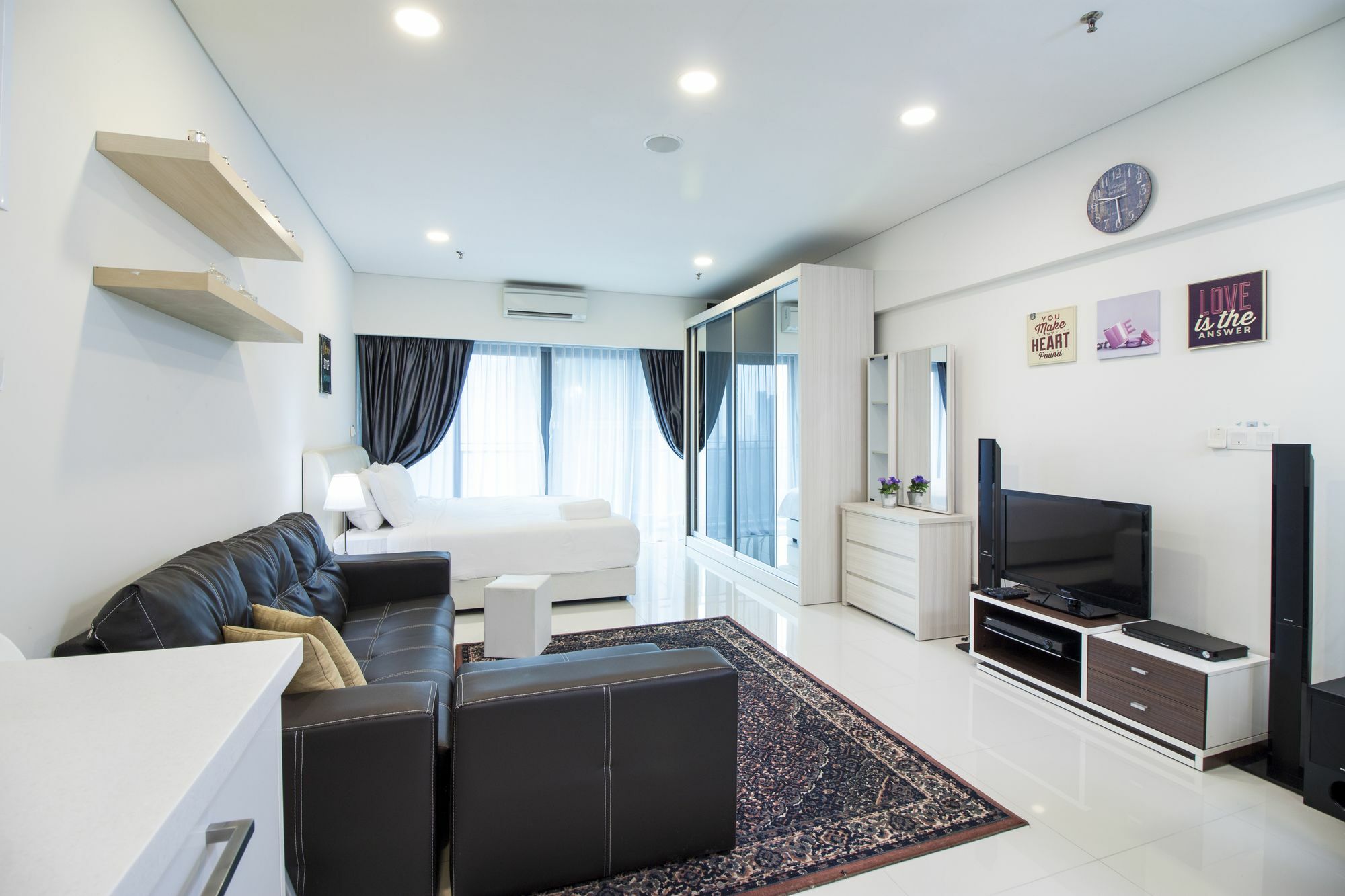 Summer Suites By Plush Kuala Lumpur Luaran gambar