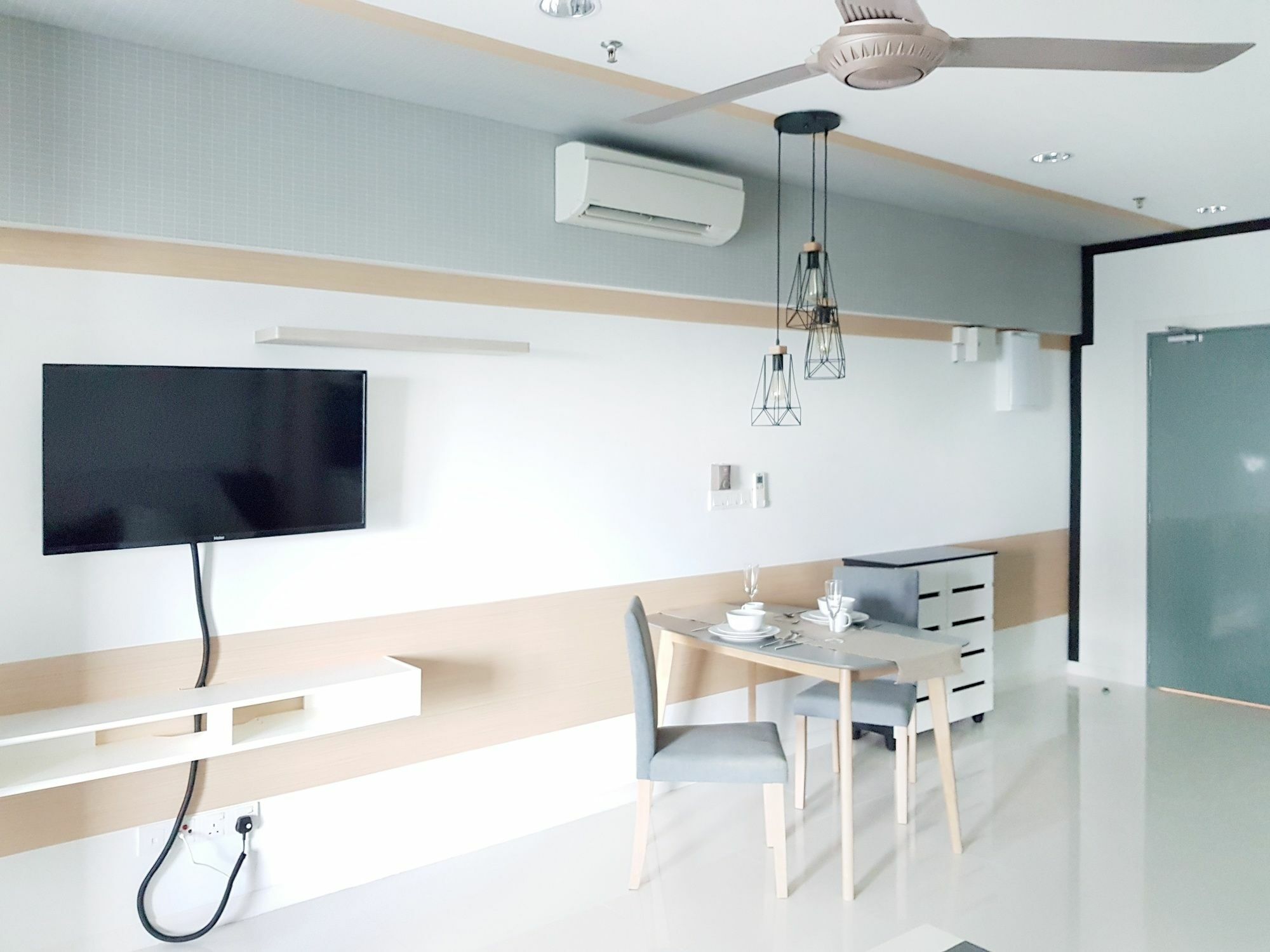 Summer Suites By Plush Kuala Lumpur Luaran gambar